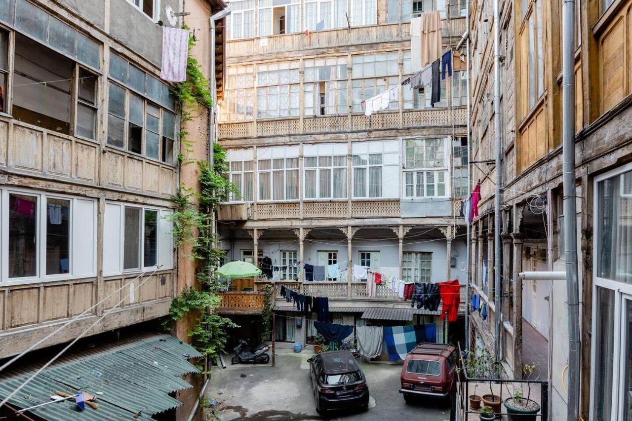 Apartamento Quite Arch Attic Tiflis Exterior foto